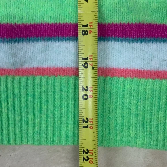 Crayola Colorful Striped Women’s Knit Fuzzy Oversized Crewneck Sweater Size M - Picture 3 of 6